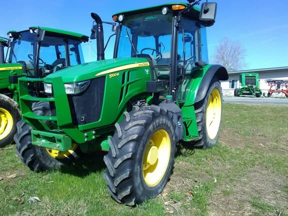 Image of John Deere 5100M equipment image 3