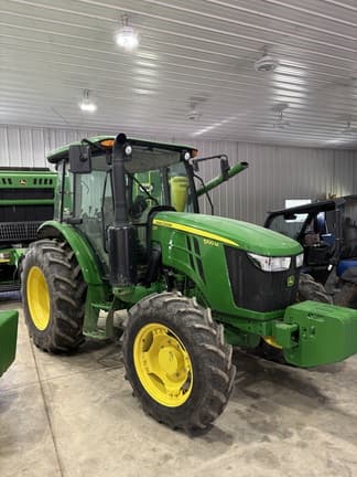 Image of John Deere 5100M Image 0