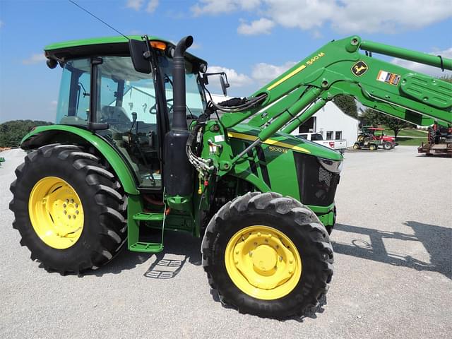 Image of John Deere 5100M equipment image 2