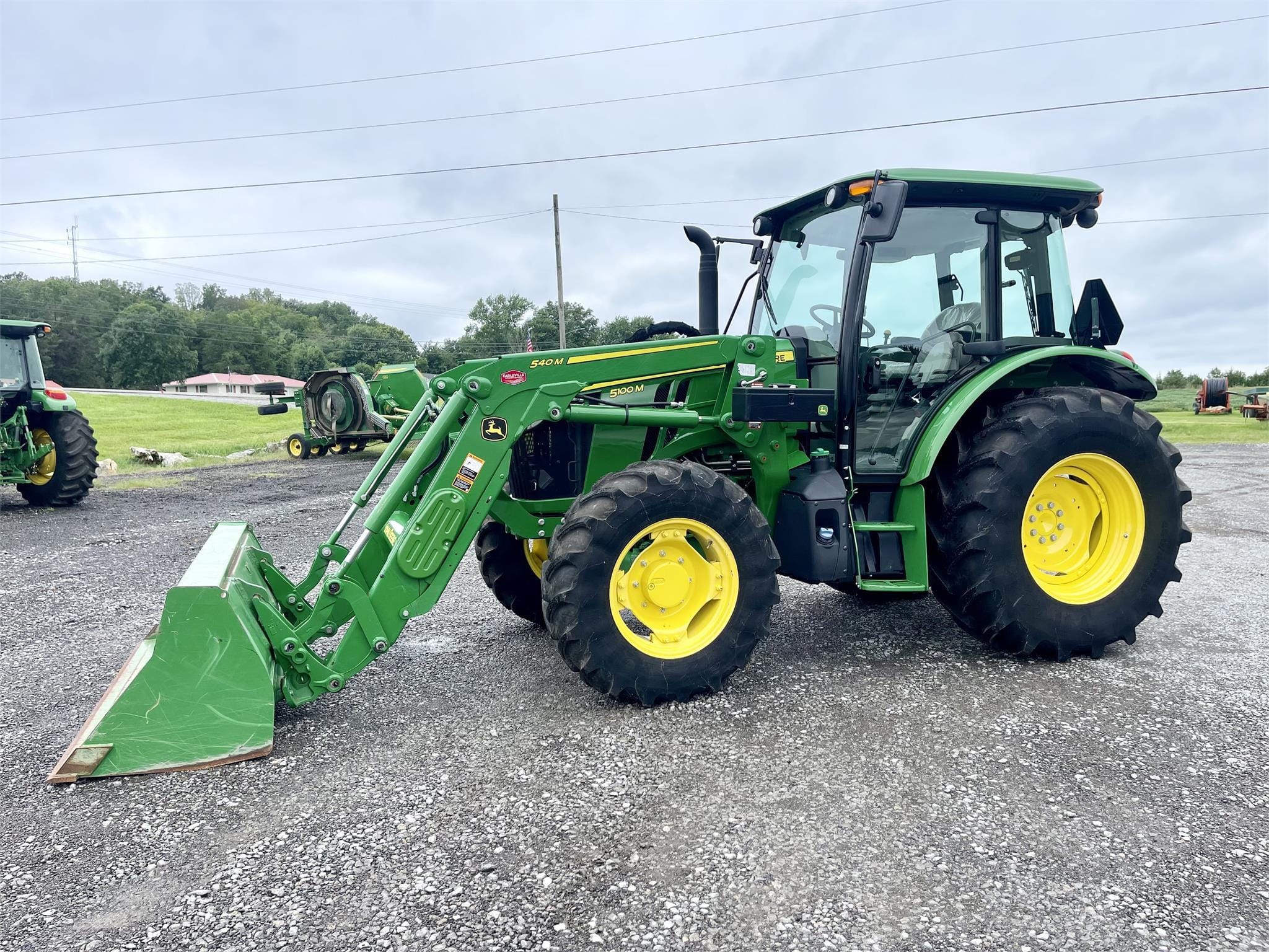 2021 John Deere 5100M Equipment Image0