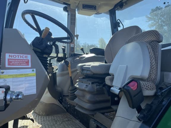 Image of John Deere 5100M equipment image 1