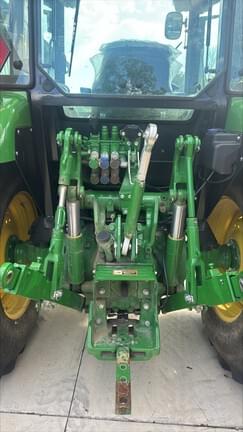 Image of John Deere 5100M equipment image 4