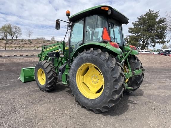 Image of John Deere 5115M equipment image 2