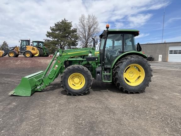 Image of John Deere 5115M equipment image 1