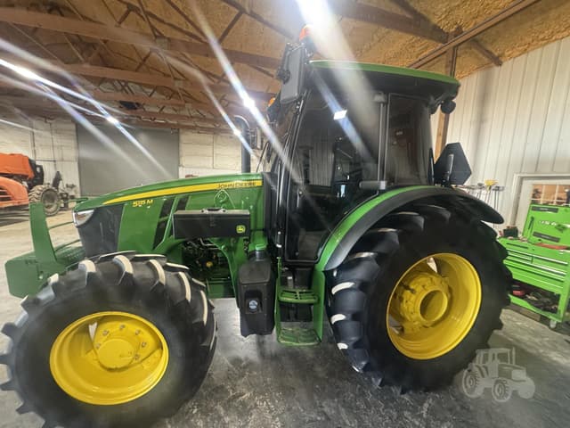 Image of John Deere 5115M equipment image 1