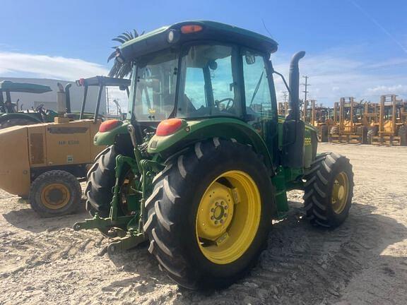 Image of John Deere 5115M equipment image 4