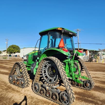 Image of John Deere 5115M equipment image 2