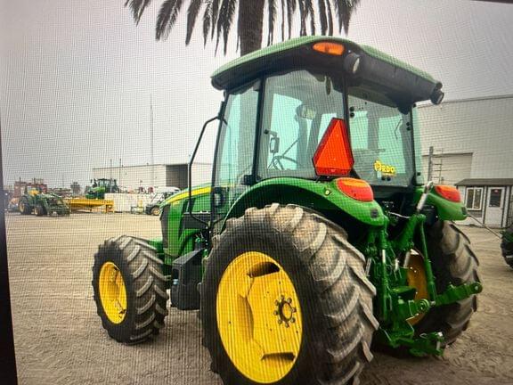 Image of John Deere 5115M equipment image 2