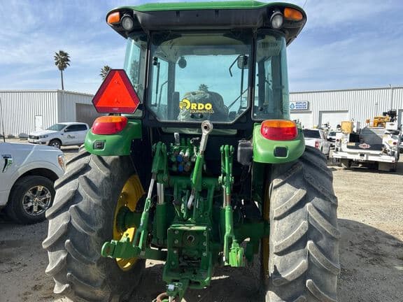 Image of John Deere 5115M equipment image 3