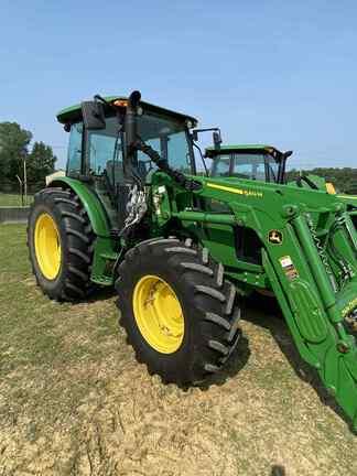 Main image John Deere 5115M