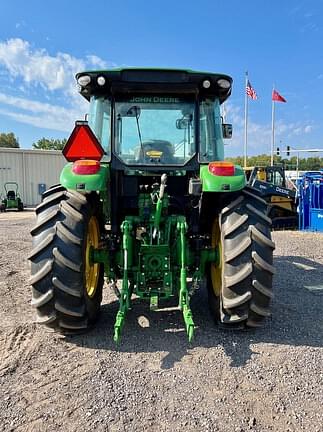 Image of John Deere 5115R equipment image 4