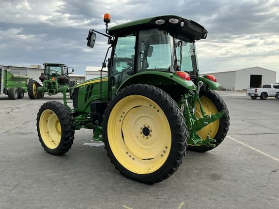 Image of John Deere 5115R equipment image 4