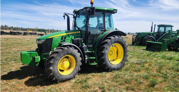 2021 John Deere 5125R Equipment Image0
