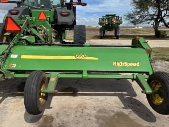 Image of John Deere 520 equipment image 2