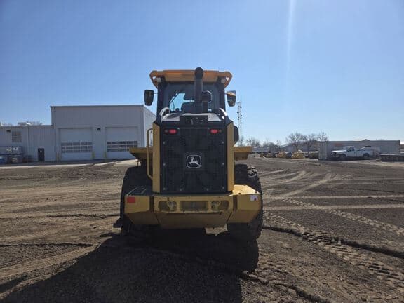 Image of John Deere 544P equipment image 3