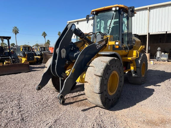 2021 John Deere 544P Equipment Image0