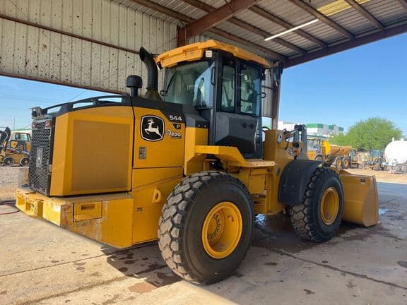 Image of John Deere 544P equipment image 4