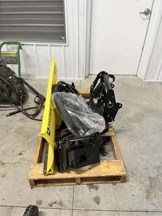 Main image John Deere 54" Front Blade