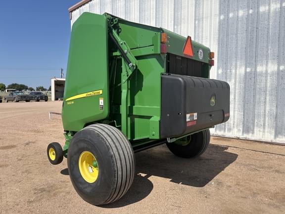 Image of John Deere 560M equipment image 3