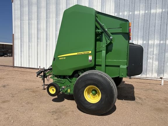 Image of John Deere 560M equipment image 2