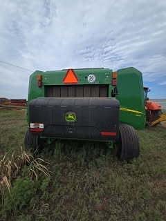 Image of John Deere 560M equipment image 3