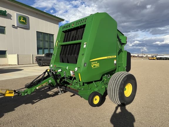 Image of John Deere 560M equipment image 3