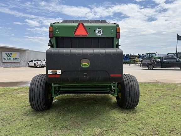 Image of John Deere 560M equipment image 3