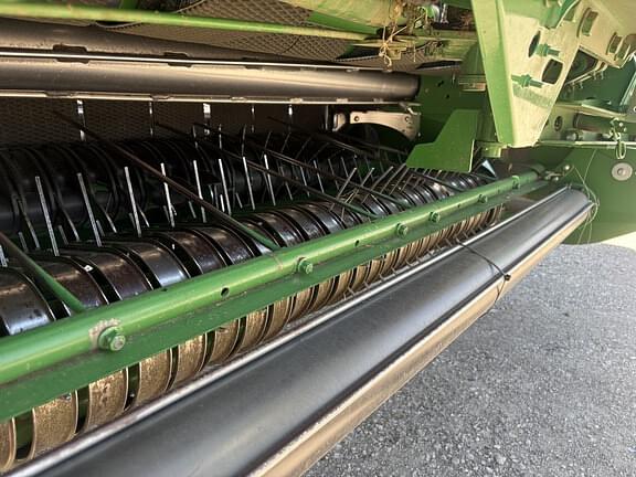 Image of John Deere 560M equipment image 2