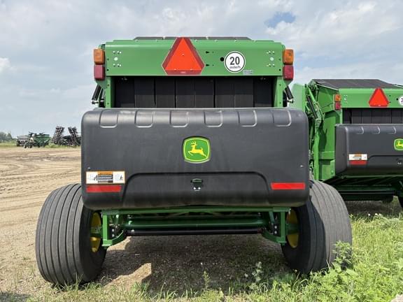 Image of John Deere 560M equipment image 3