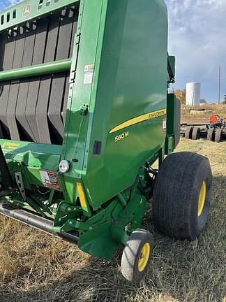 Image of John Deere 560M equipment image 1