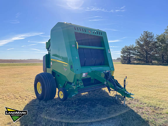 Image of John Deere 560M equipment image 2