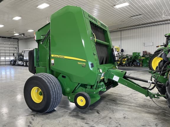 Image of John Deere 560M equipment image 3