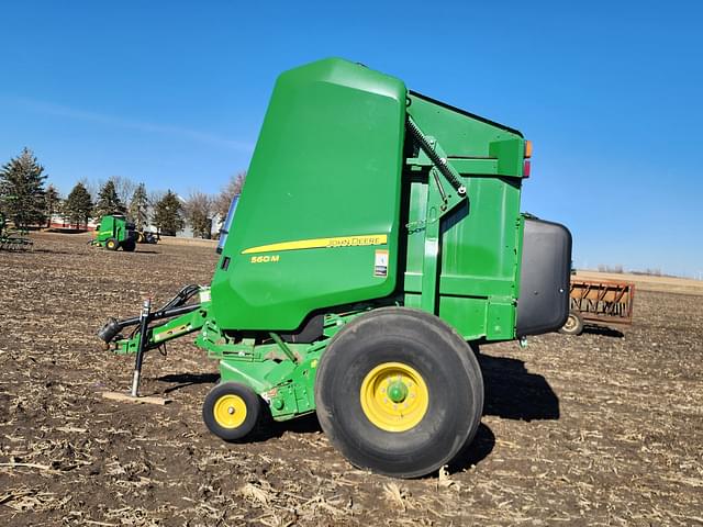 Image of John Deere 560M equipment image 3