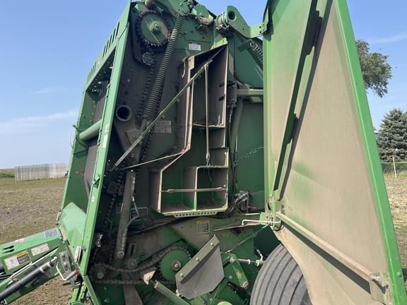 Image of John Deere 560M equipment image 2