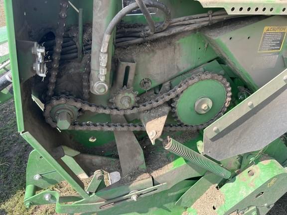 Image of John Deere 560M equipment image 3
