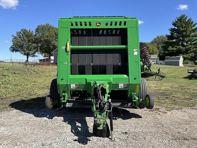 Image of John Deere 560M equipment image 1