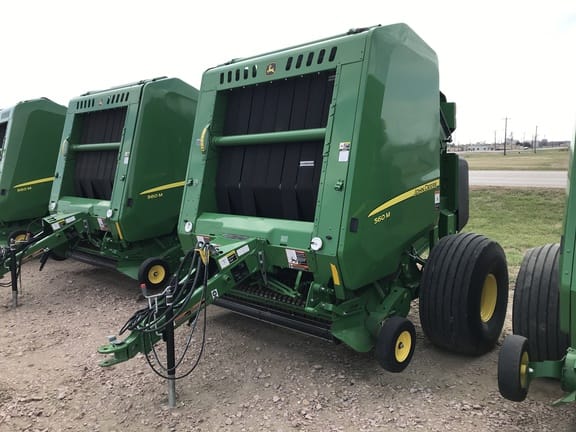 2021 John Deere 560M Equipment Image0