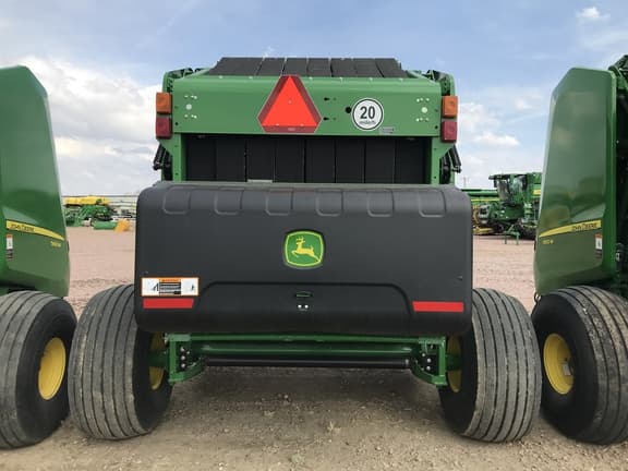 Image of John Deere 560M equipment image 2