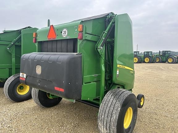 Image of John Deere 560M equipment image 3