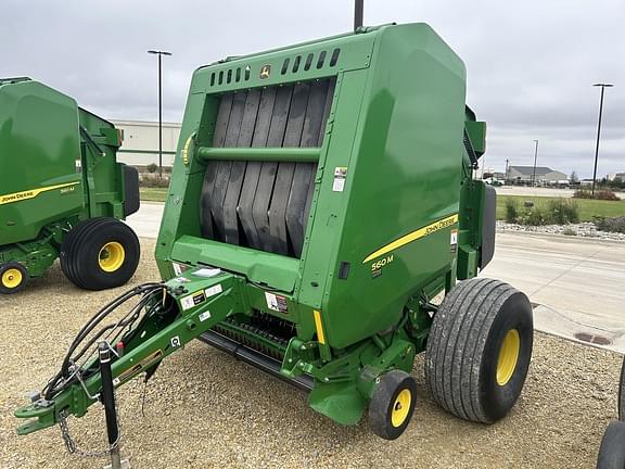 Image of John Deere 560M equipment image 4