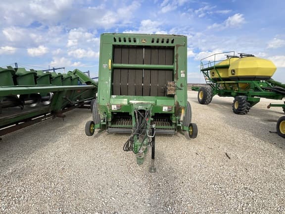 Image of John Deere 560M equipment image 4