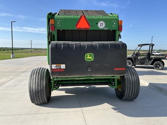 Image of John Deere 560M equipment image 4