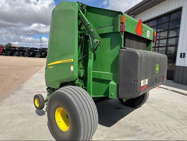 Image of John Deere 560M equipment image 2