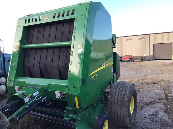 Image of John Deere 560M equipment image 4