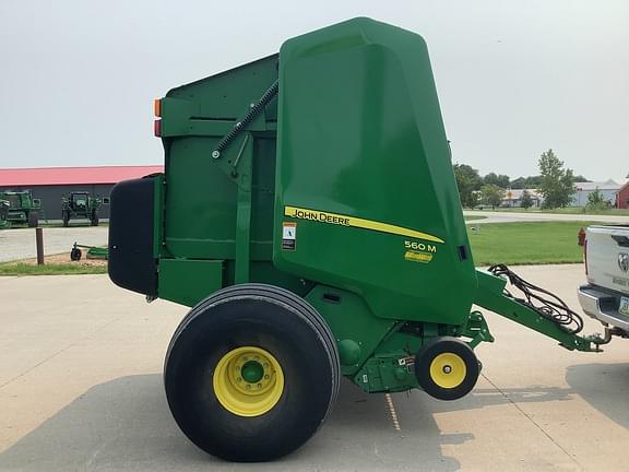 Image of John Deere 560M equipment image 4