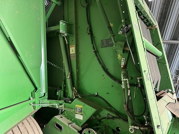 Image of John Deere 560M equipment image 4