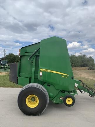 Image of John Deere 560M equipment image 1