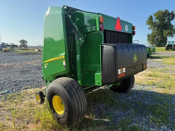 Image of John Deere 560M equipment image 4
