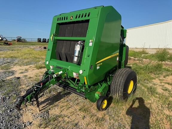 Image of John Deere 560M equipment image 2