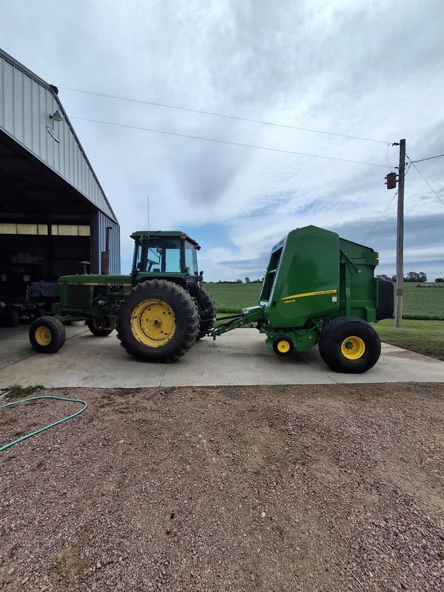Image of John Deere 560M equipment image 2